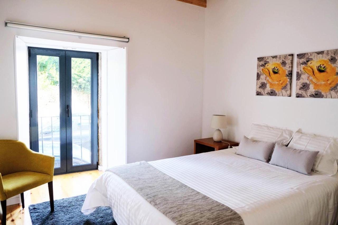Casa Da Ribeira Guesthouse Cha de Alvares Bagian luar foto